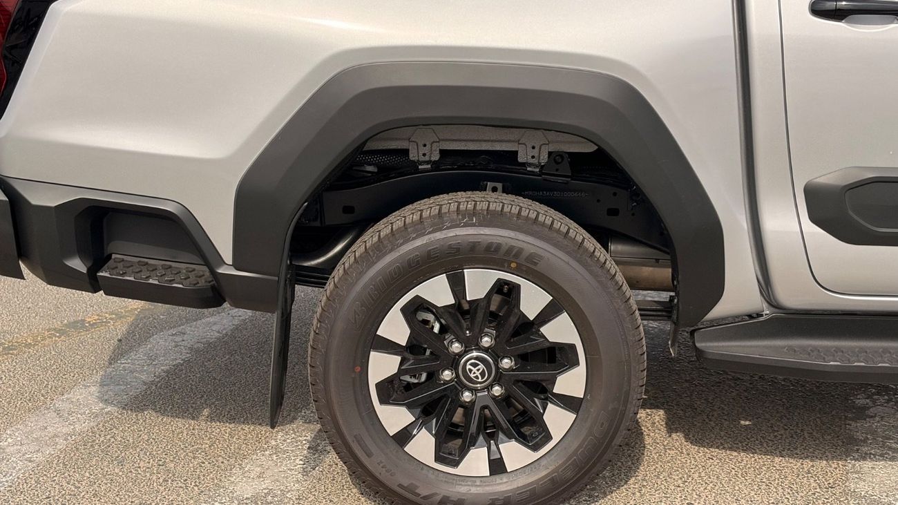 Toyota Hilux ADVENTURE 2.8 Full Option New Shape Brand New