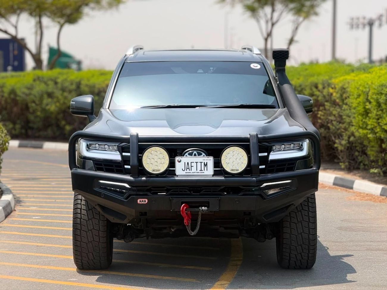 Toyota Land Cruiser GXR 2022 | 3.3L DIESEL | AT | RHD | OFF-ROAD MODIFIED | ARB BULL BAR WITH HEAVY FOCUSED LED LIGHTS | AIR