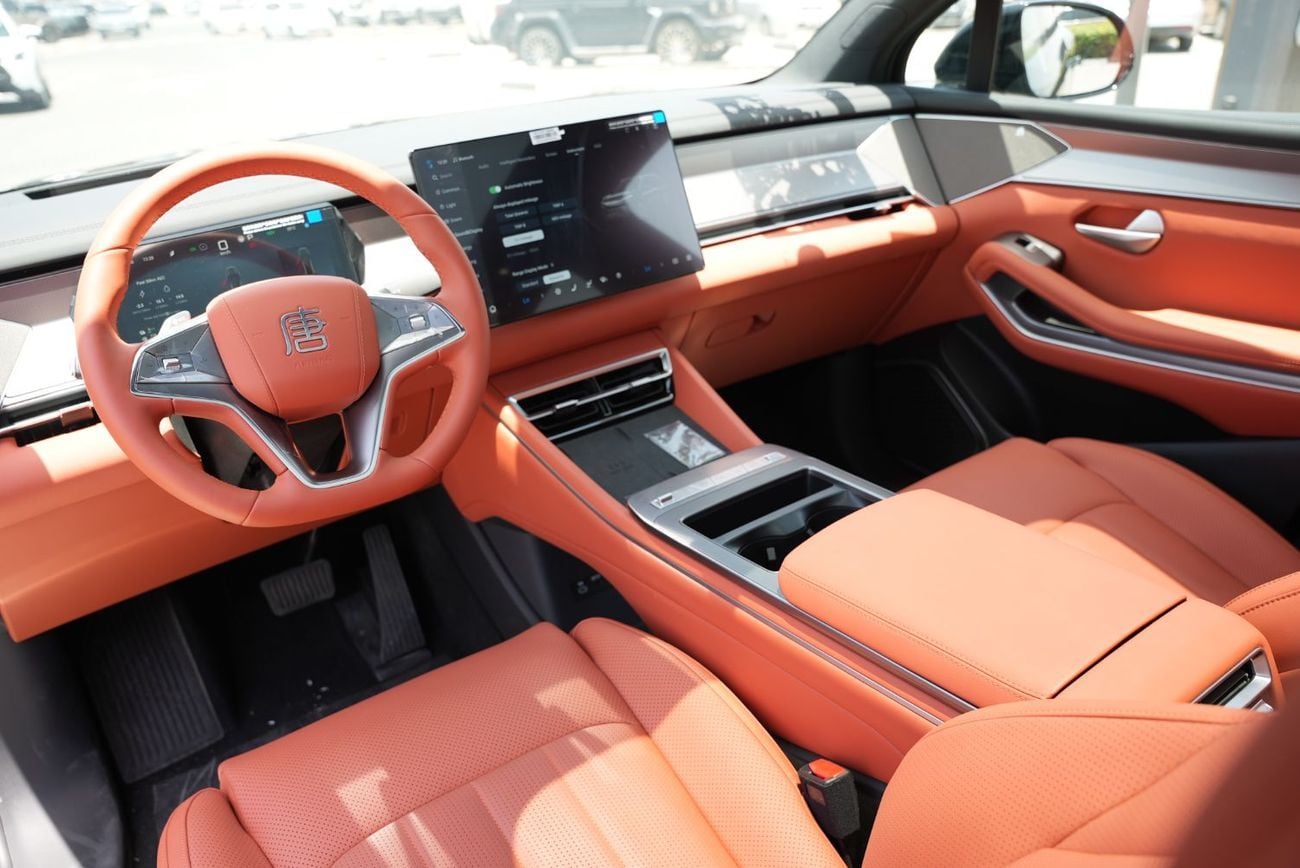 بي واي دي تانغ SUPREME 2025 BYD Tang L DM-i 215KM Flagship 2WD Radar 0Km