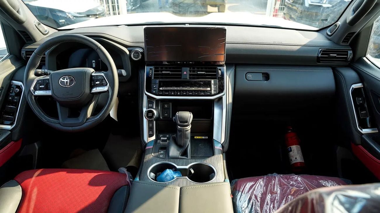 Toyota Land Cruiser VXR / VXR 3.5L HYBRID GCC Specs