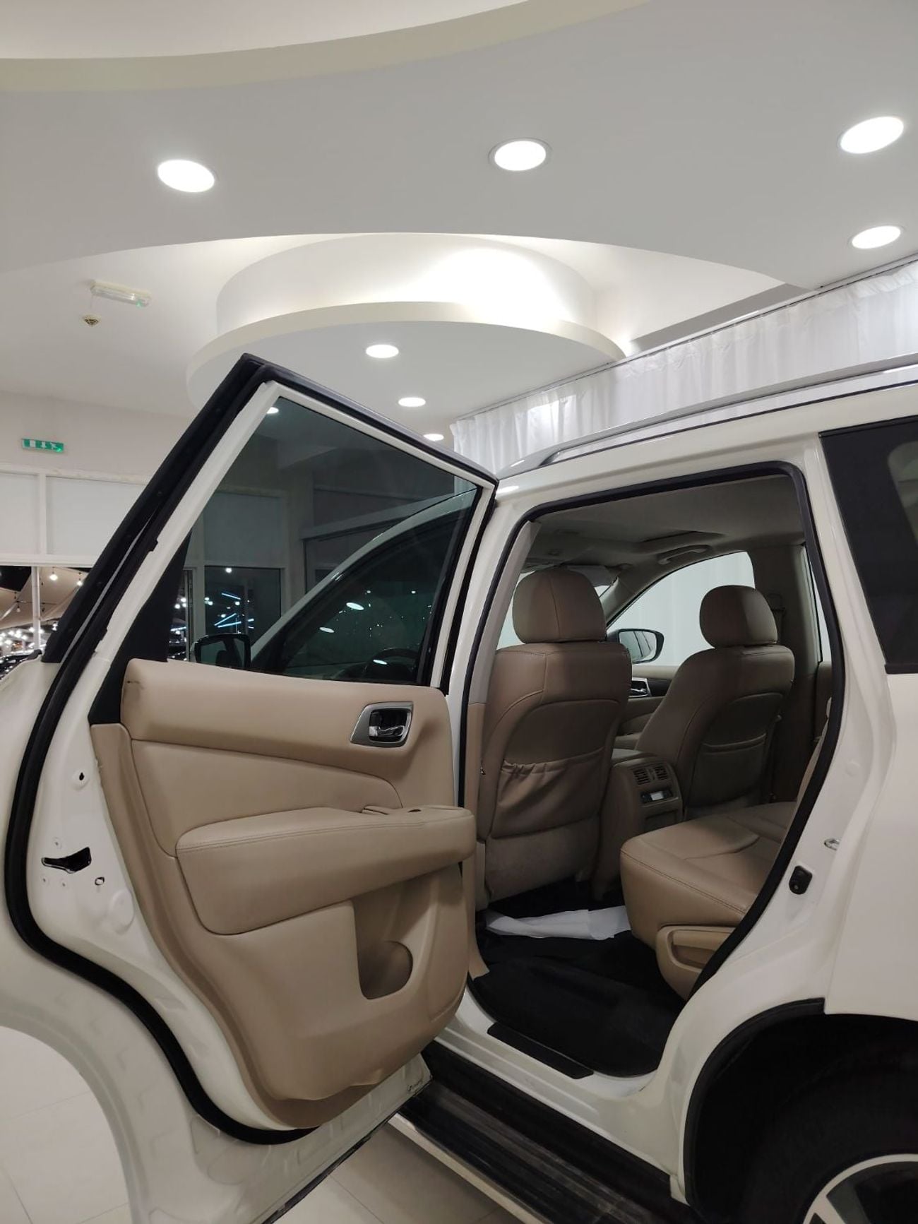 Nissan Pathfinder SV Nissan pathfinder SV 2018 GCC