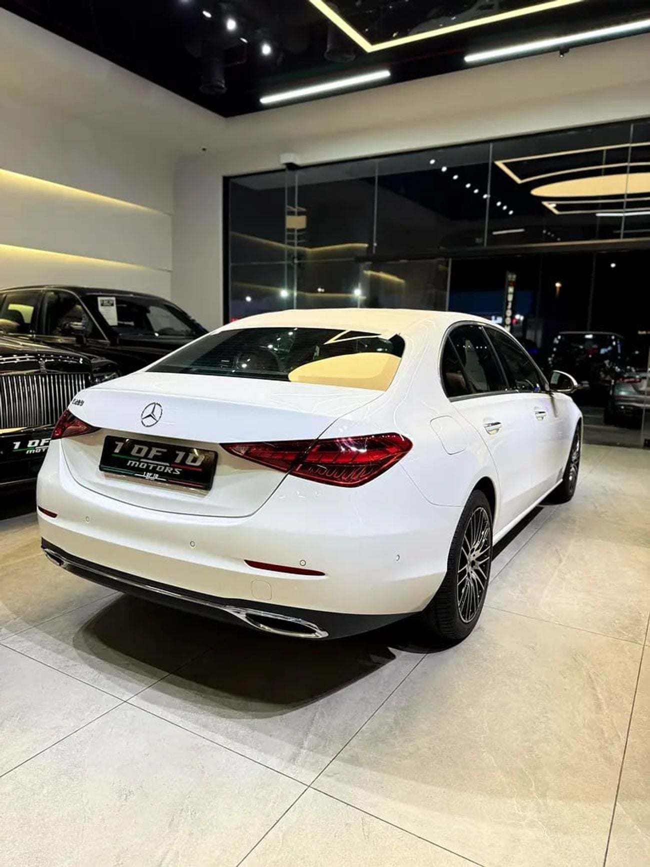 مرسيدس بنز C 200 MERCEDES C 200 BRAND
