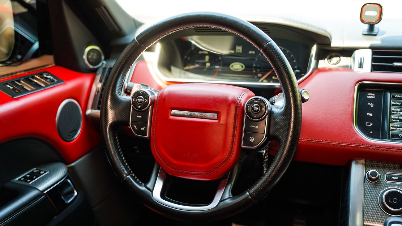 Land Rover Range Rover Sport SVR