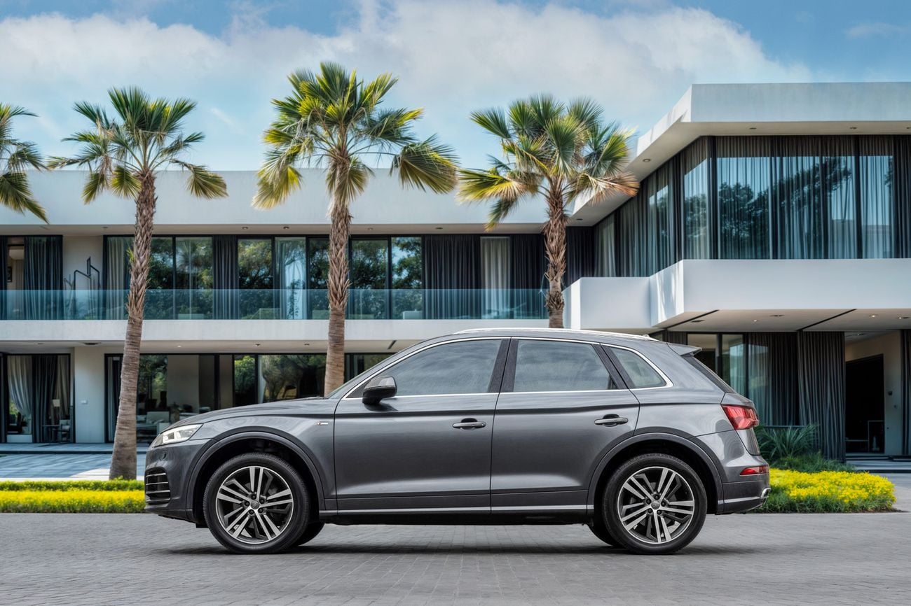 Audi Q5 45 TFSI QUATTRO S-LINE Q5 45 TFSI Quattro S-Line | 1,567 P.M | 0% Downpayment | Under Warranty!