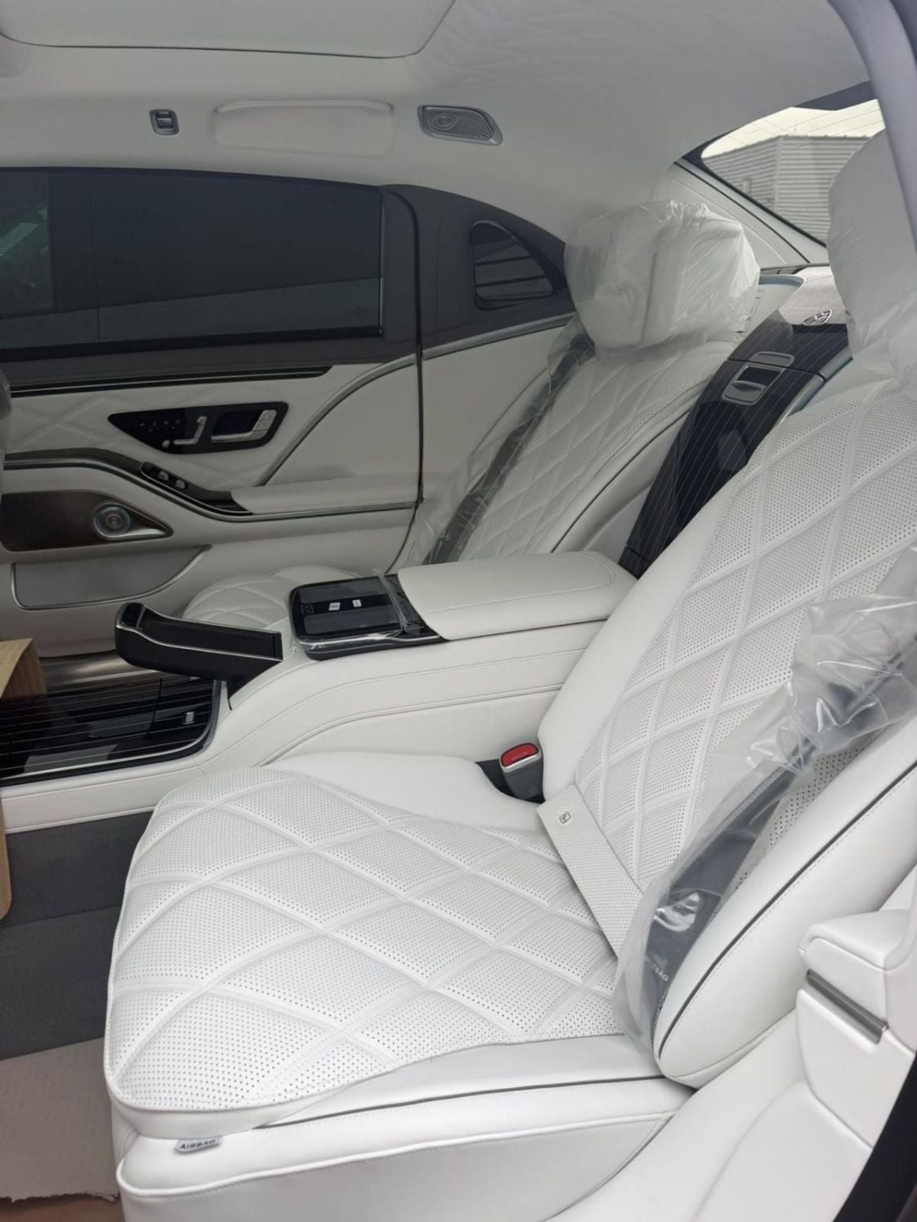Mercedes Maybach S680 Maybach