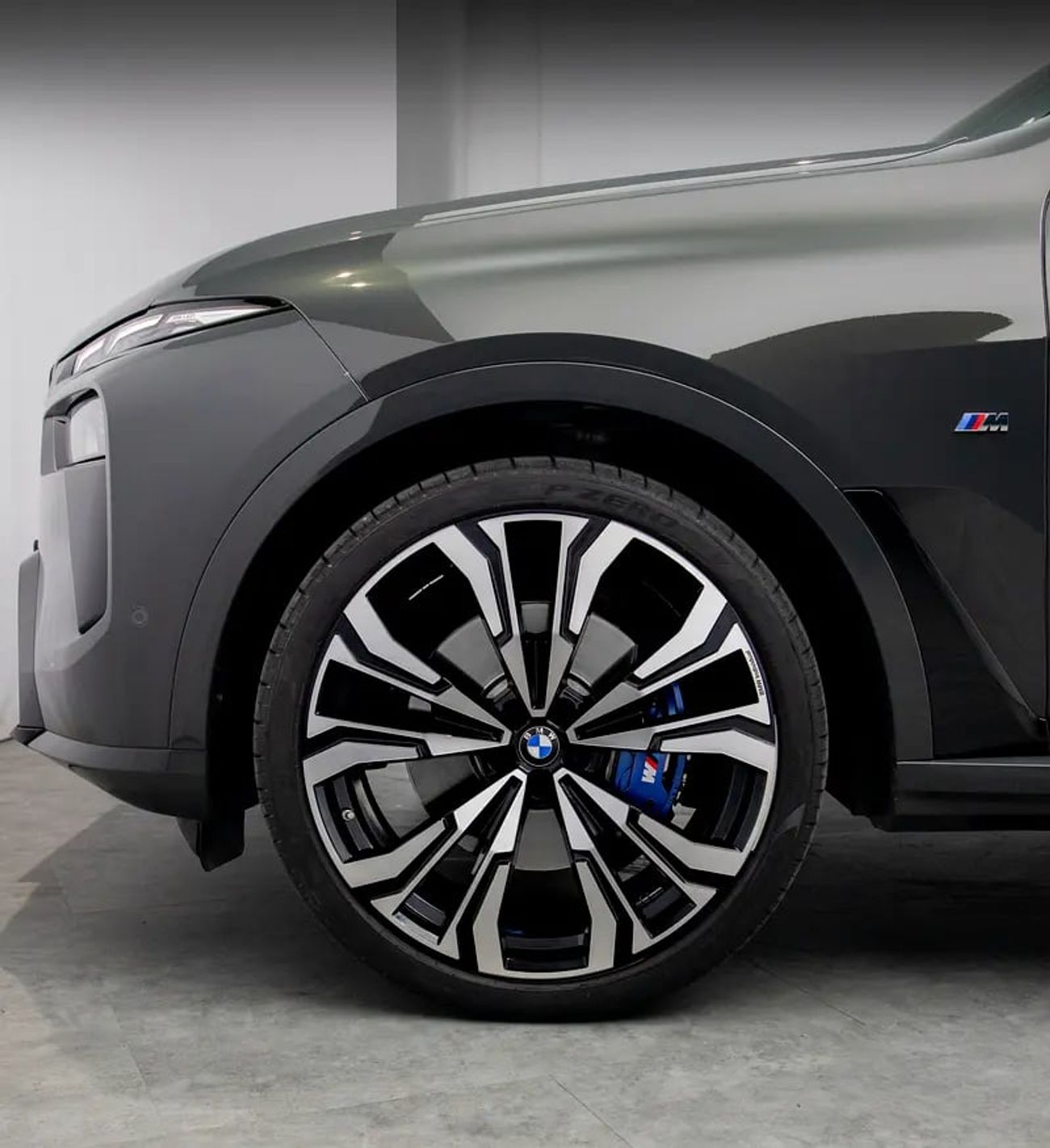 BMW X7 XDRIVE40I M SPORT Warranty + Service Package • Full Service History • GCC