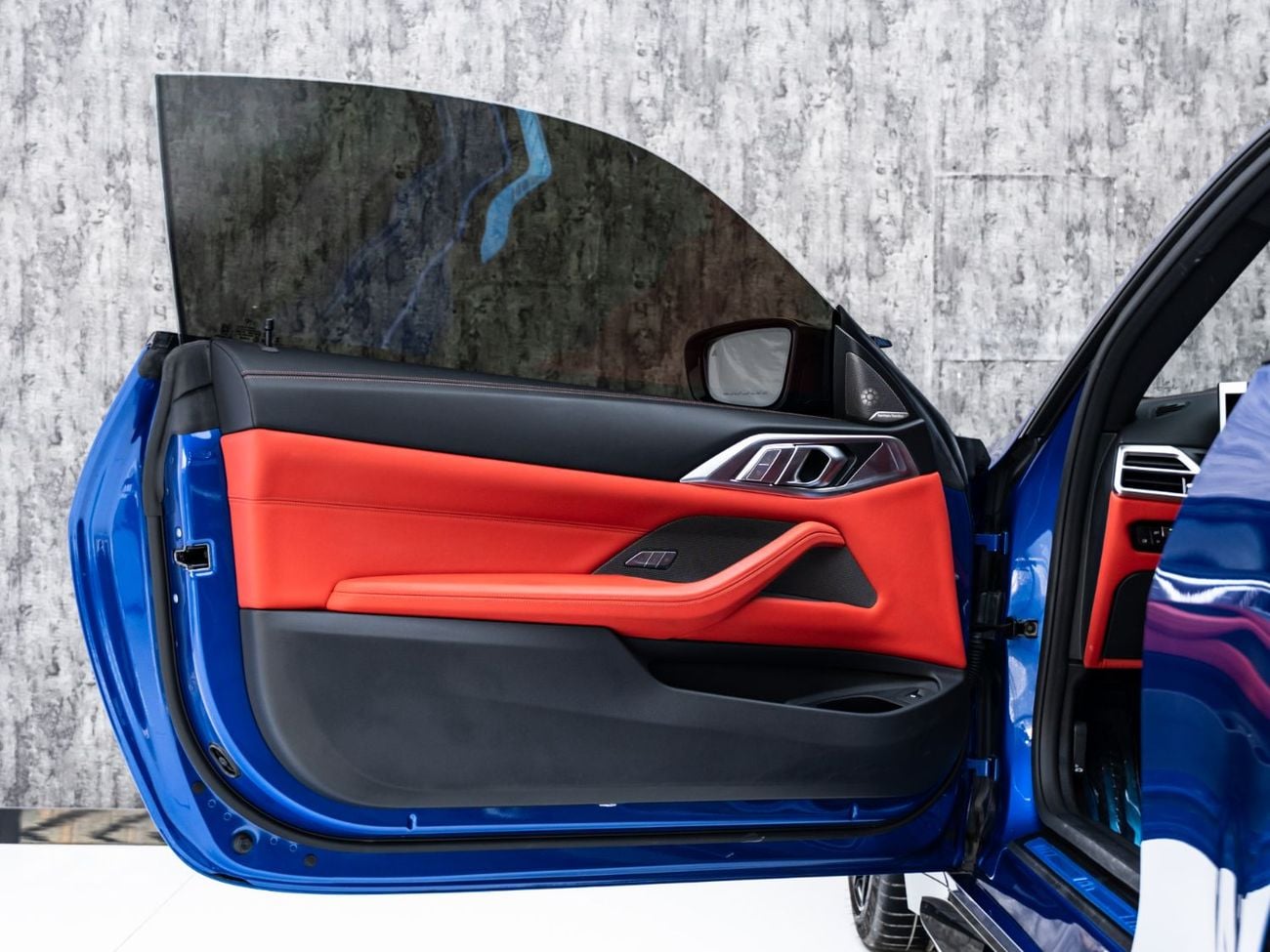 بي أم دبليو M4 COMPETITION M XDRIVE