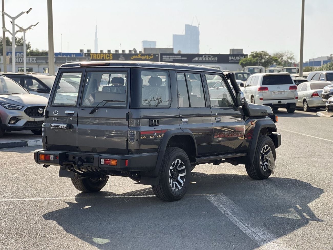 تويوتا لاند كروزر 70 EXPORT ONLY - Toyota LC76 2.8L 4WD FULL OPTION