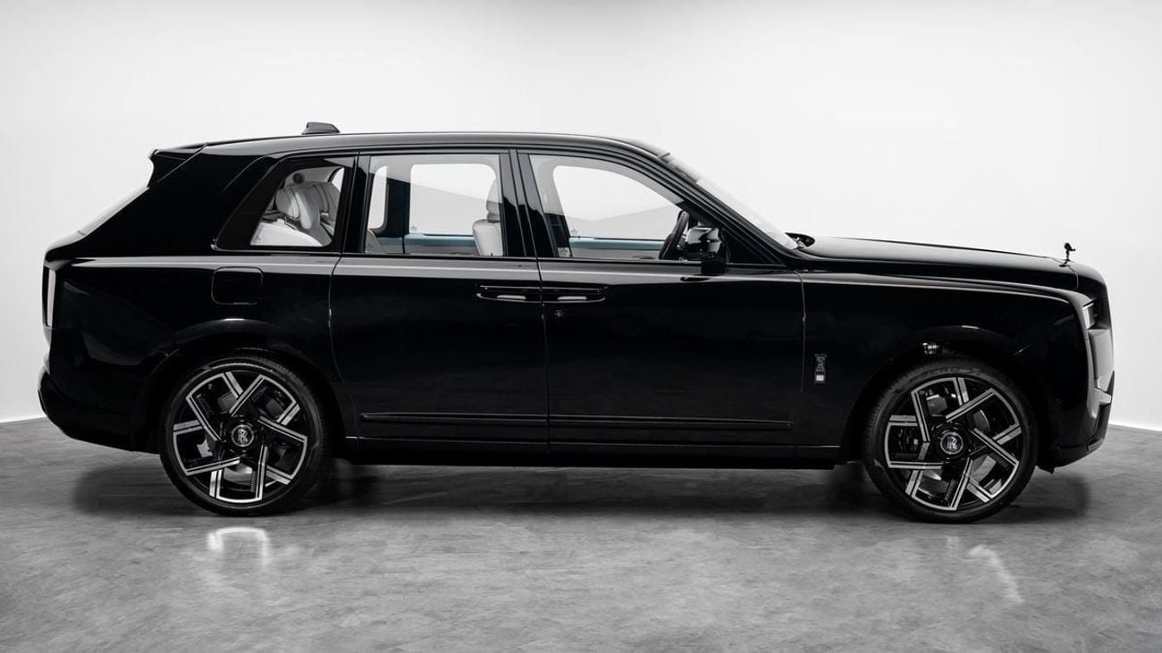 Rolls Royce Cullinan BLACK BADGE - 2026 - GCC - Under Warranty and Service Contract