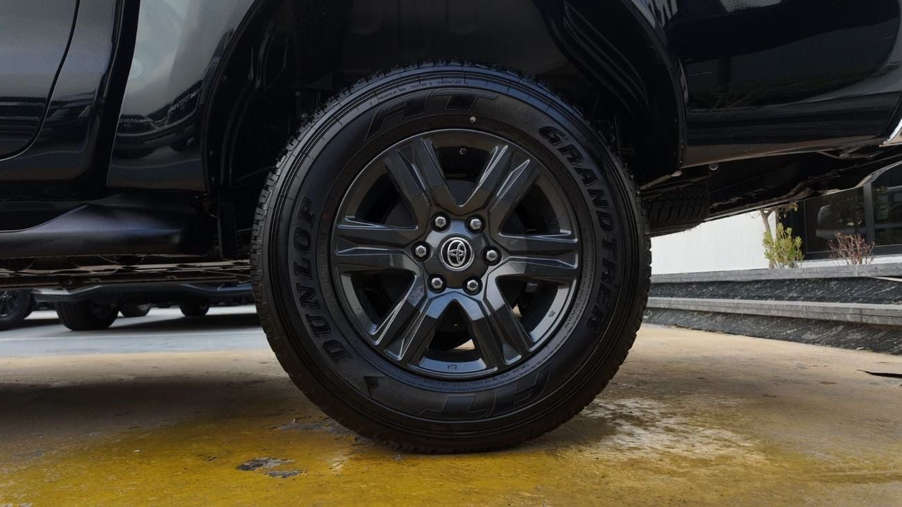 تويوتا هيلوكس SR5 تويوتا هايلكس SR5 DC 4WD A/T 2026