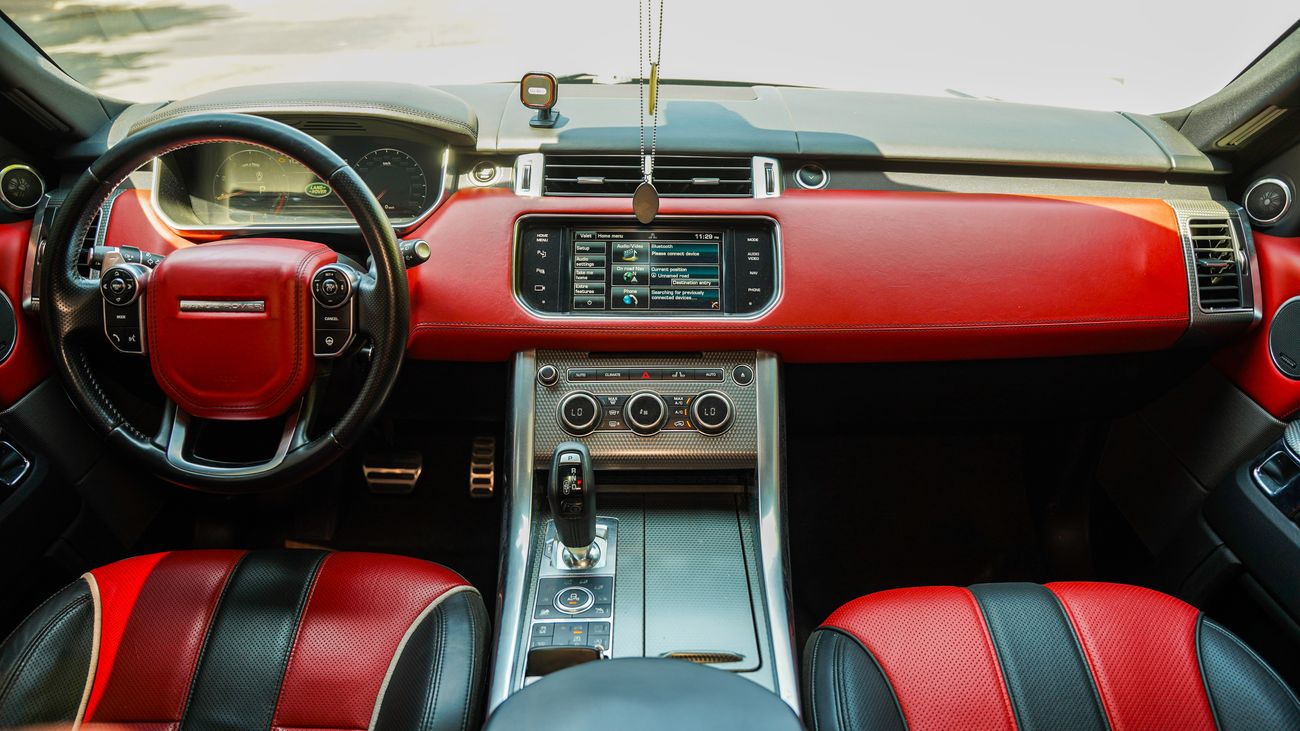 Land Rover Range Rover Sport SVR