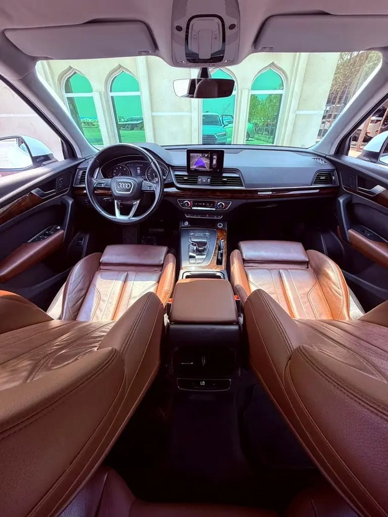 أودي Q5 45 TFSI اودي خليجي بحالة ممتازة 45 TFSI quattro GCC Specs