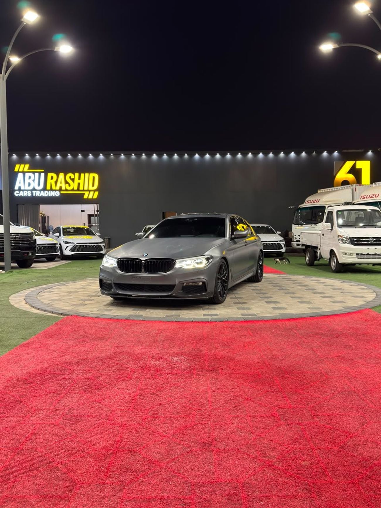 بي أم دبليو 530i LUXURY