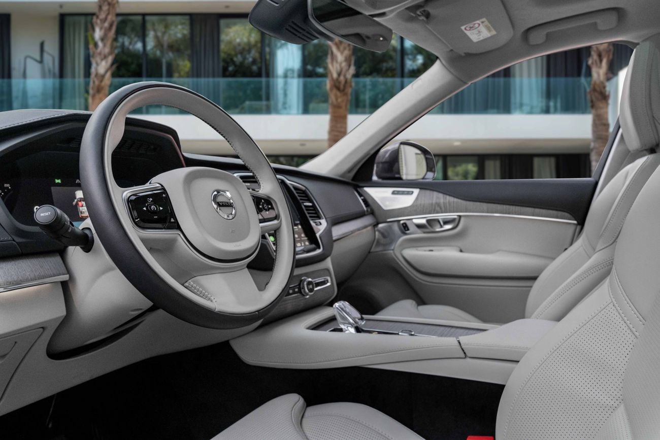 فولفو XC 90 B6 ULTIMATE BRIGHT XC90 B6 Ultimate Bright | 3,134 P.M | 0% Downpayment | 2029 Warranty!