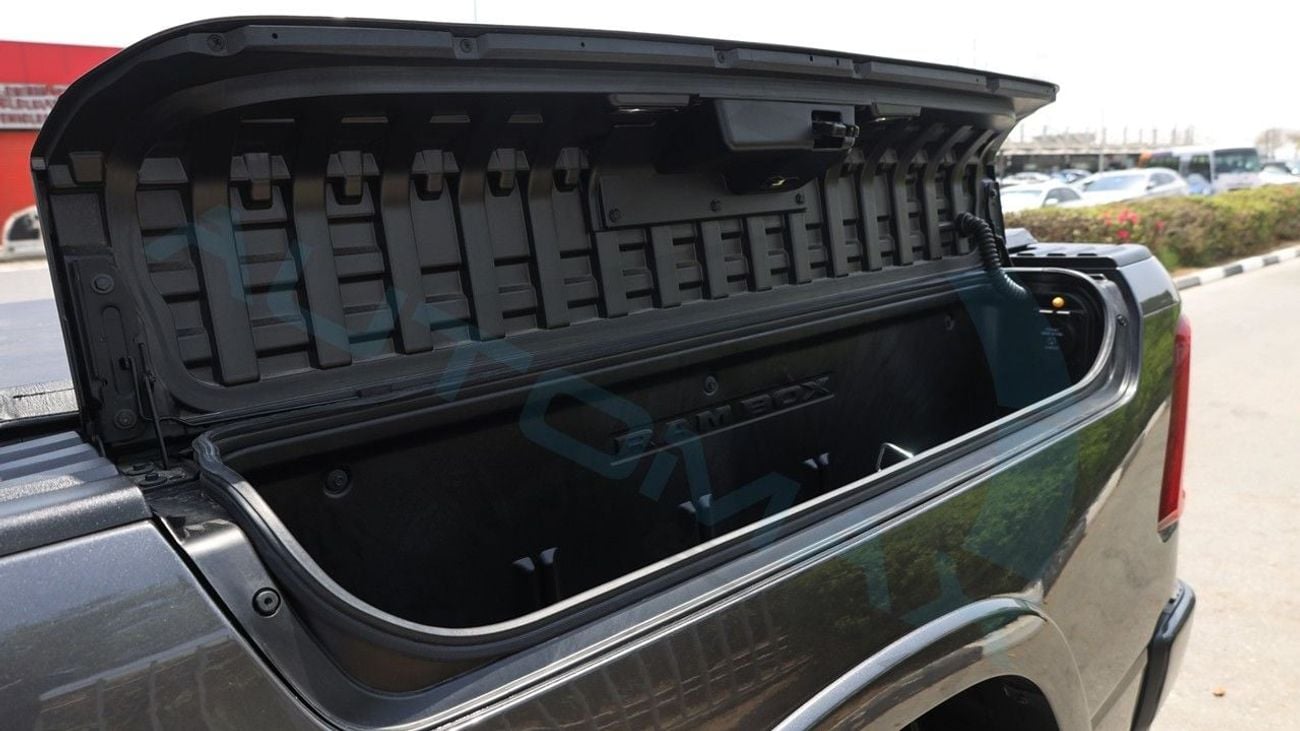 RAM 1500 LIMITED 2026 ( V8 5.7L ) Crew Cab eTorque GCC 0Km 5 Years Warranty or 200,000 Km Warranty