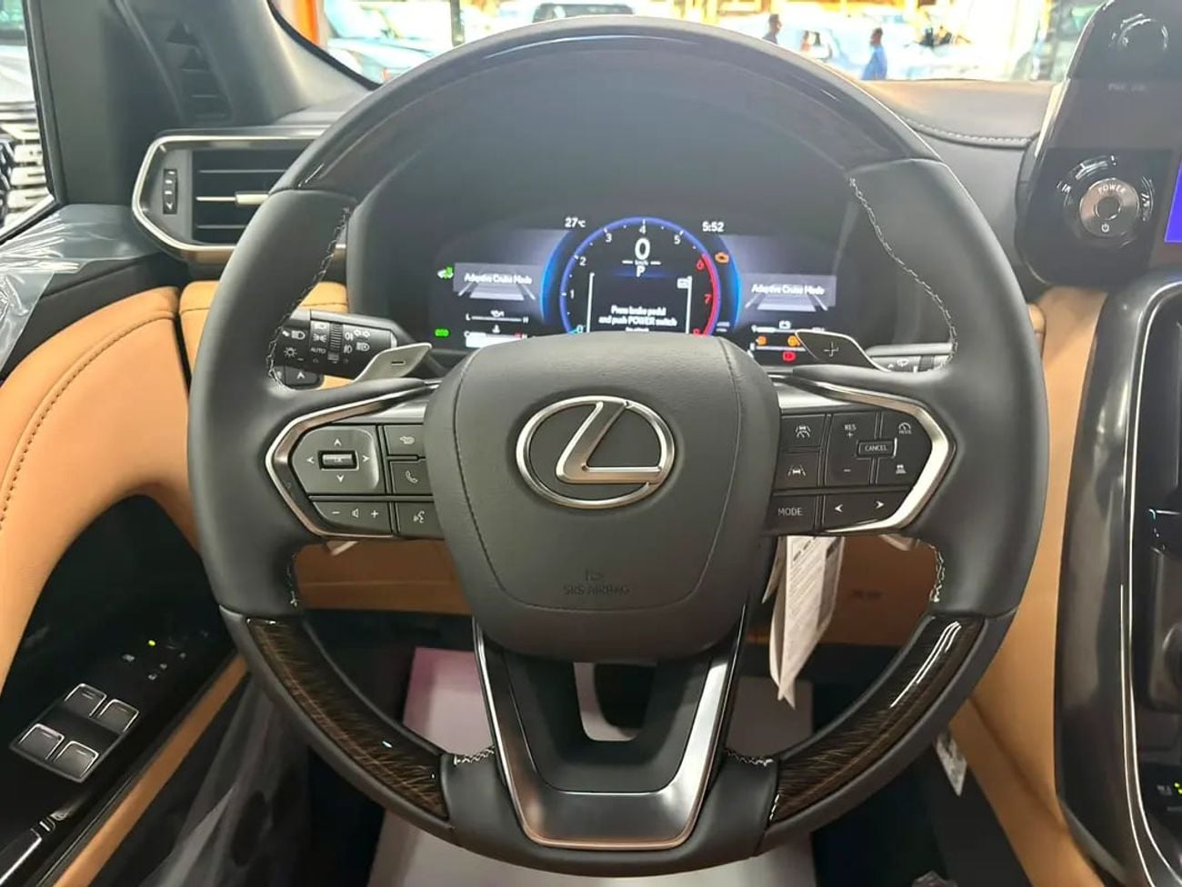 Lexus LX700h SIGNATURE / LX700 H SIGNATURE / WITHOUT PARK / GCC