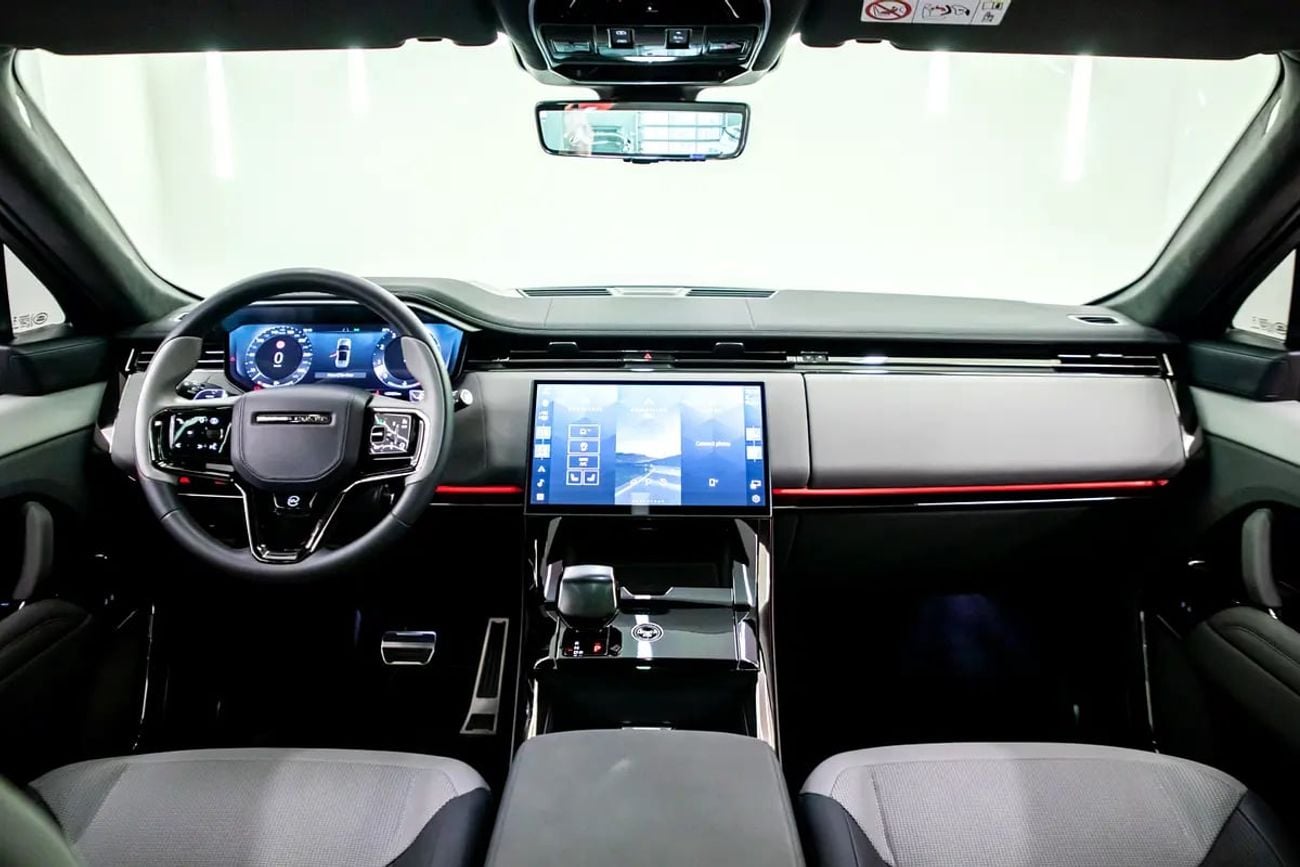 لاند روفر رينج روفر سبورت RANGE ROVER SPORTS SV FULL CARBON INTERIOR AND EXTERIOR WITH HIGH OPTIONS