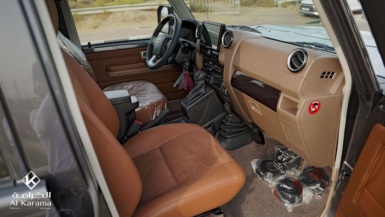 Toyota Land Cruiser 70 LC76 LX 4.0L V6 | Automatic Transmission | DIff Lock | LDA | DAC | VSC