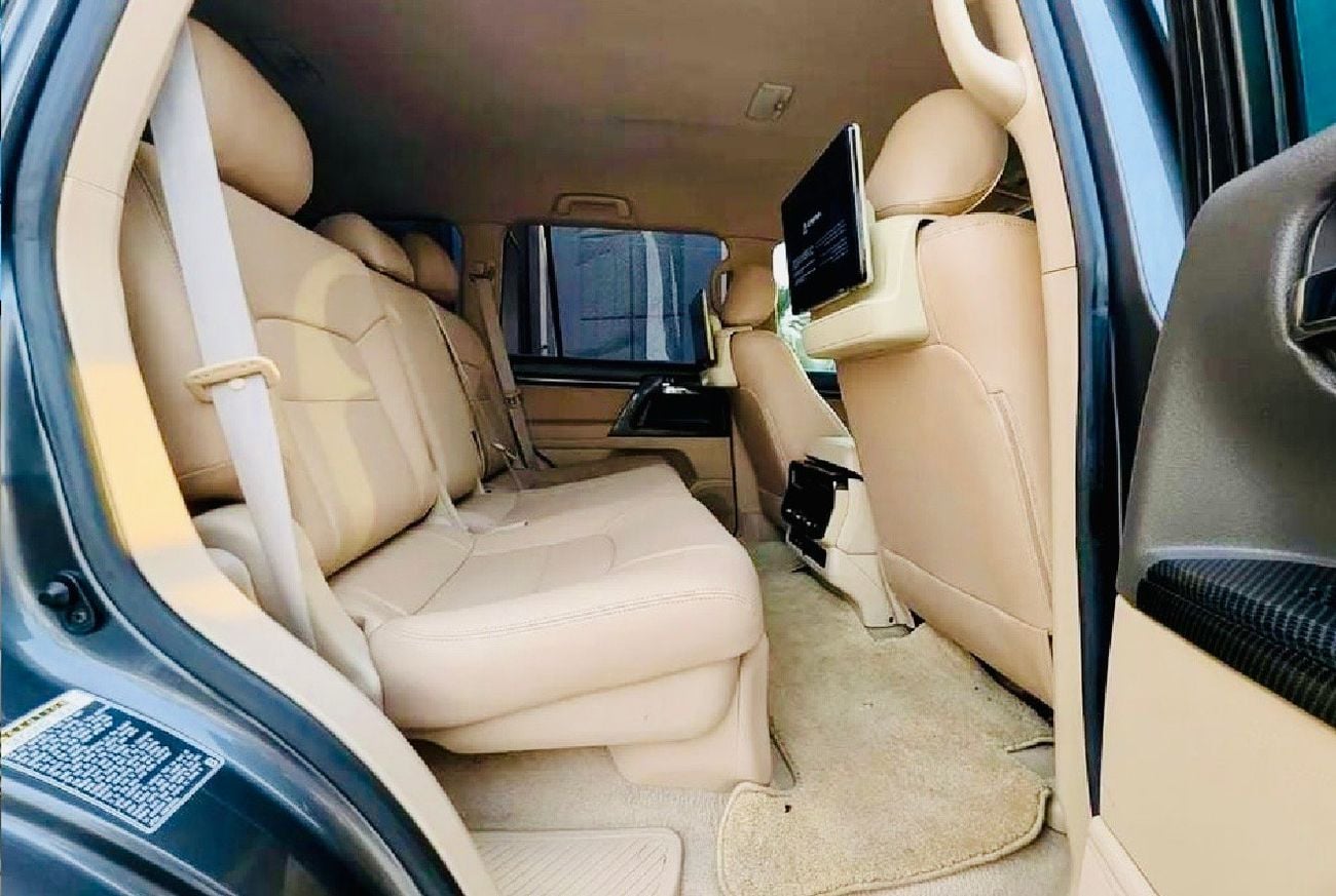 Toyota Land Cruiser GXR