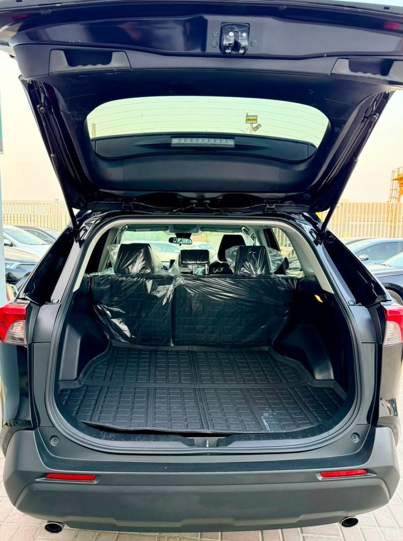 Toyota RAV4 LE
