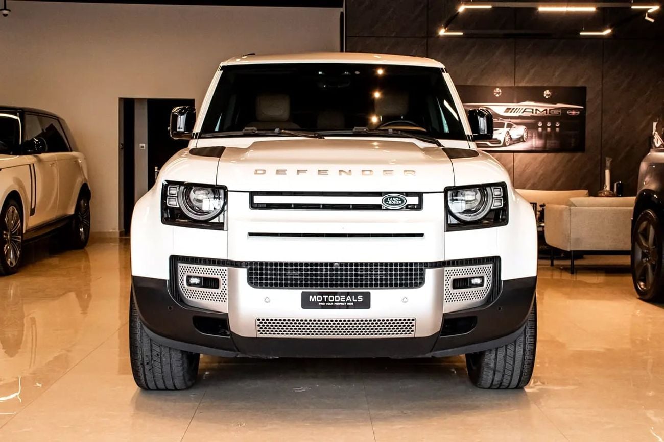 Land Rover Defender 110 HSE P400 | GCC Specs | Under Warranty & Service Contract