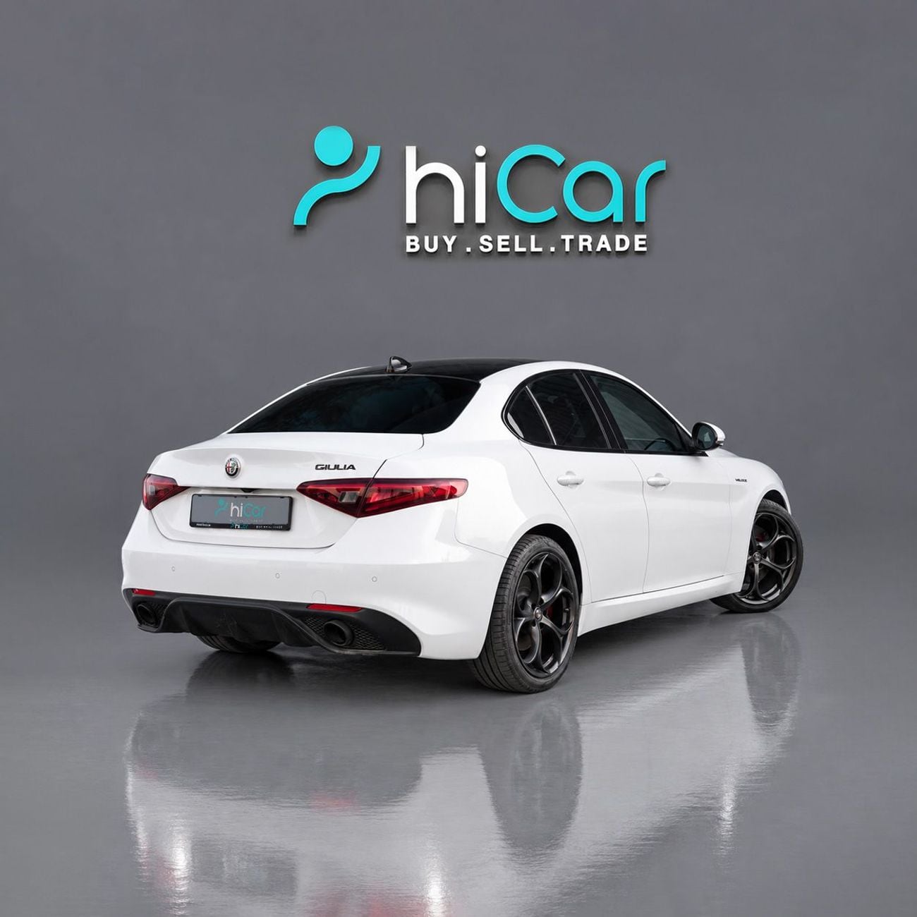 Alfa Romeo Giulia VELOCE AED 1,724 P.M • 0% Downpayment • Alfa Romeo Giulia Veloce • Agency Warranty And Service Contract