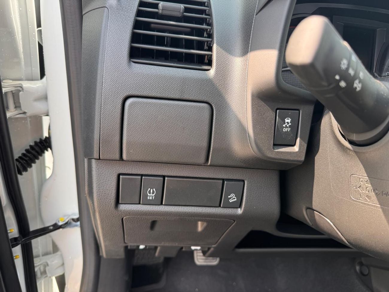 Isuzu D-MAX 4x2 Single Cab (2 Doors) MY 2027 - Made in India, GCC Spec