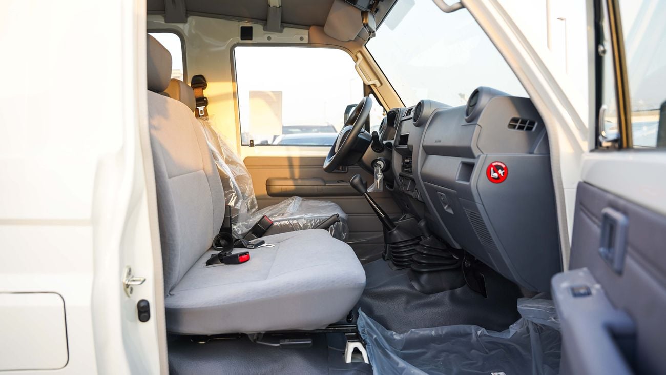 Toyota Land Cruiser 70