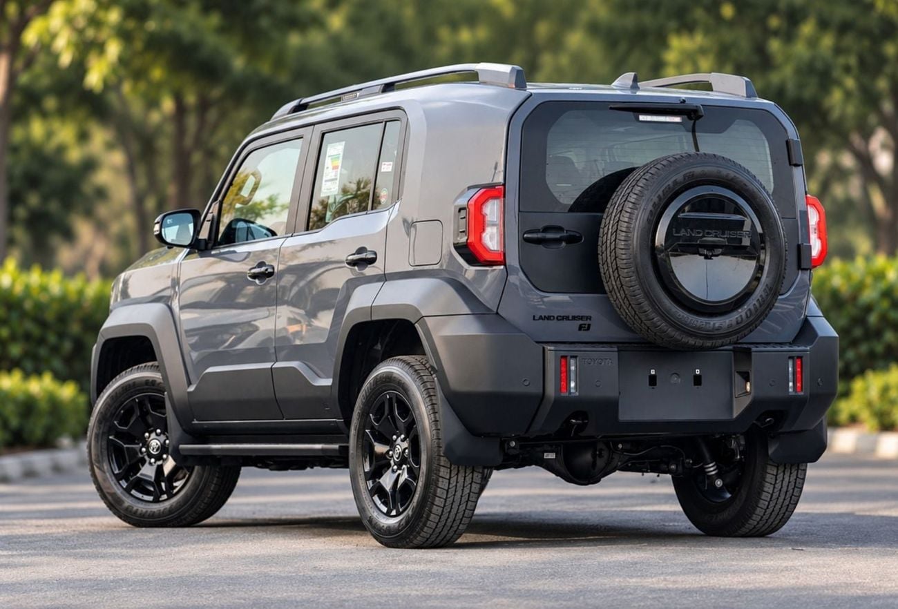 Toyota FJ Cruiser GXR 2.7 GCC AWD