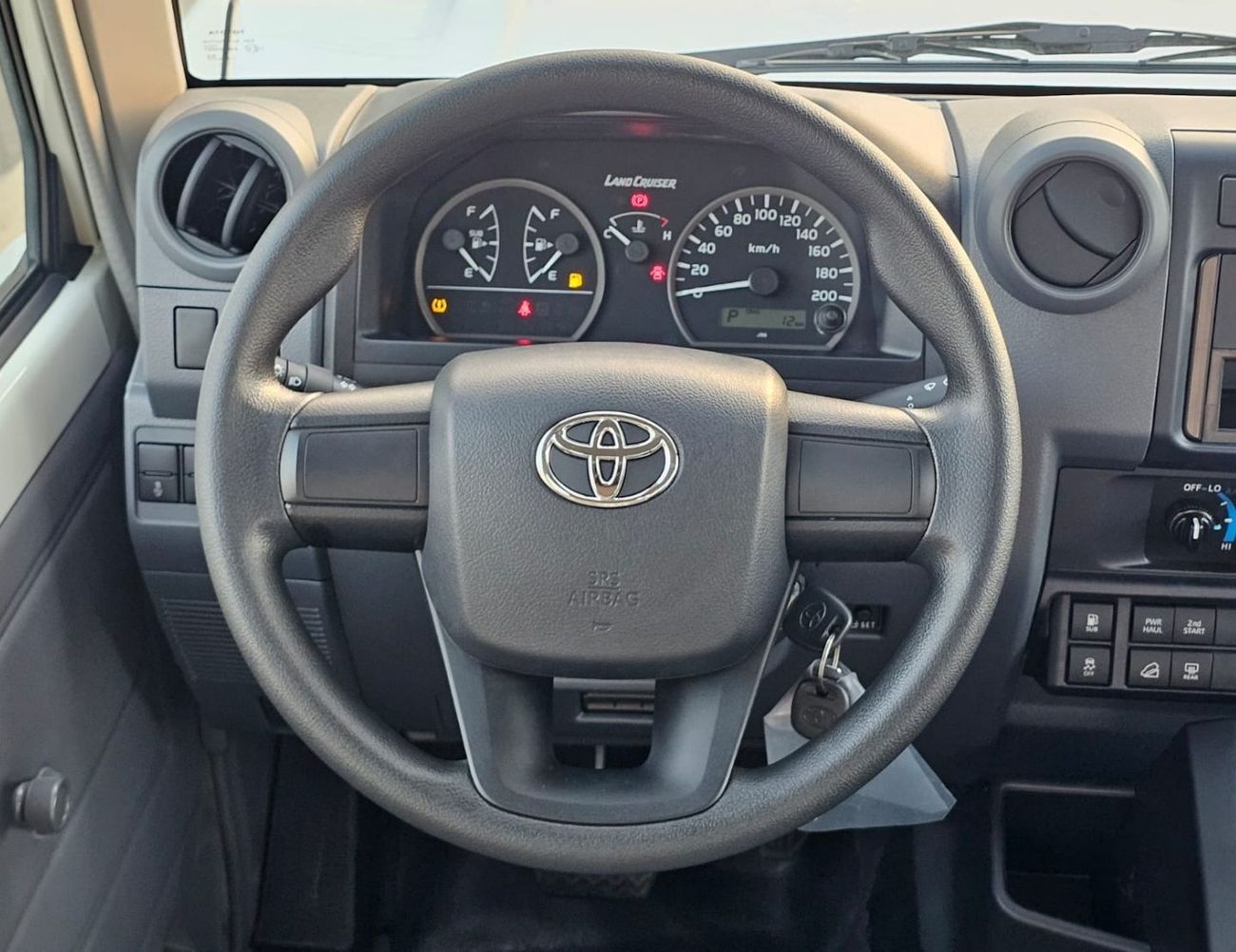 Toyota Land Cruiser 70 TOYOTA LANDCRUISER LC78 HARDTOP 3DOOR || 2.8L DIESEL A/T 4WD | DUAL TANK | MANUAL WINDOW (CODE #78AA