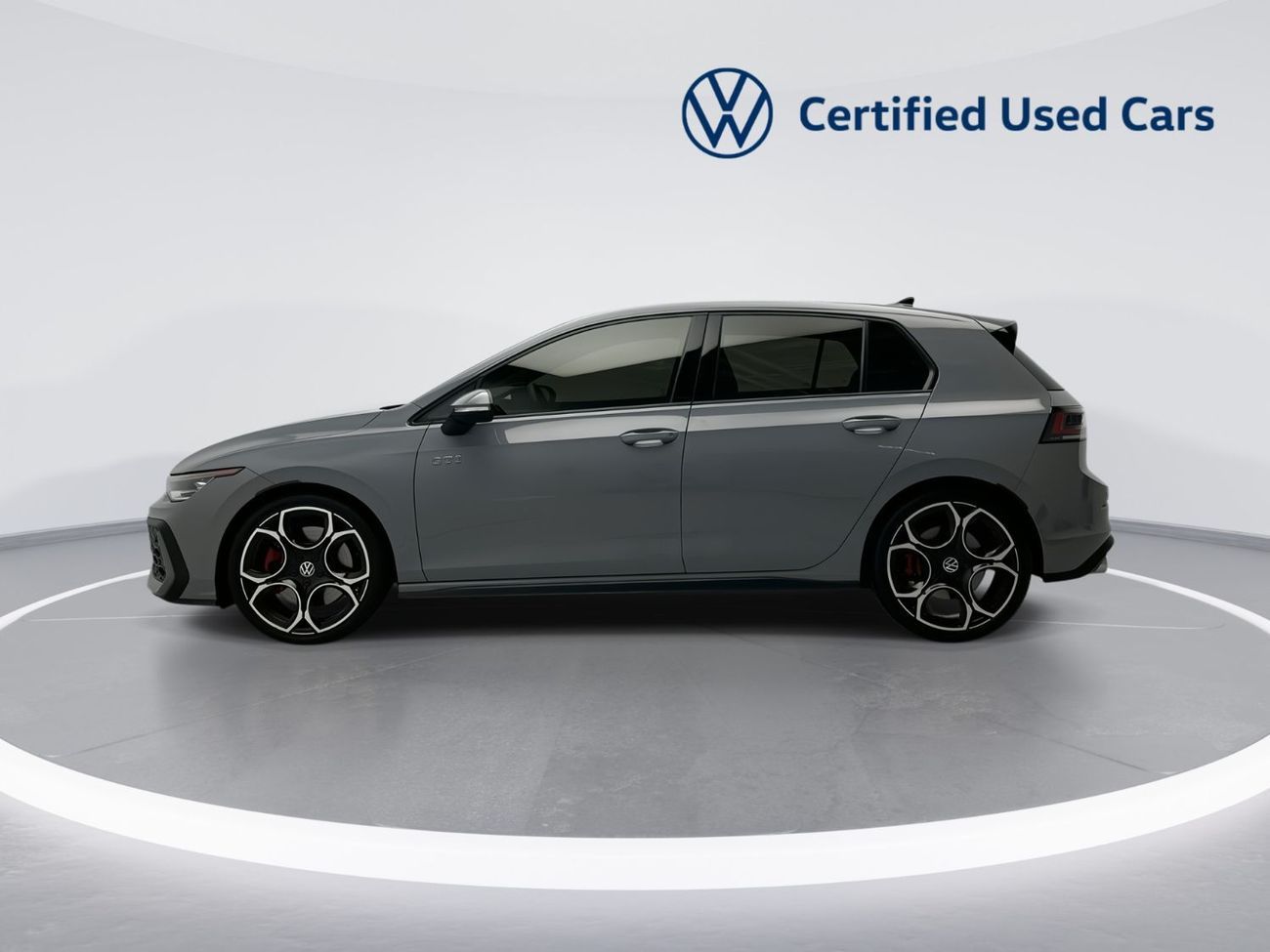 Volkswagen Golf GTI Premium Leather Seats 2L | 22,000 AED SAVINGS from New Car | 265 HP | GCC Specs