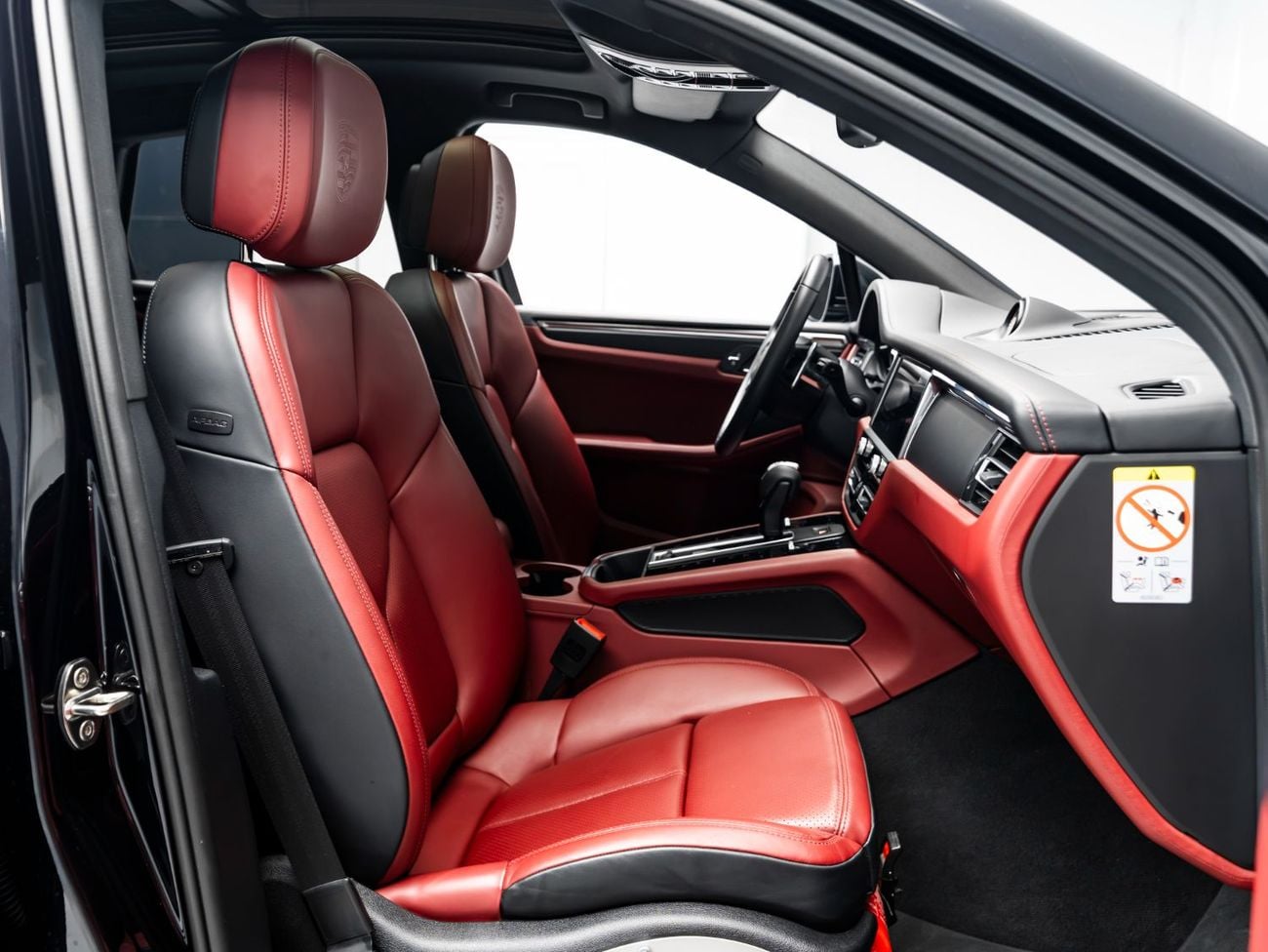Porsche Macan STANDARD BUY NOW, PAY 2027 | THE BLACKLINE STANDARD | 2027 Porsche Warranty, Full Service History, GCC