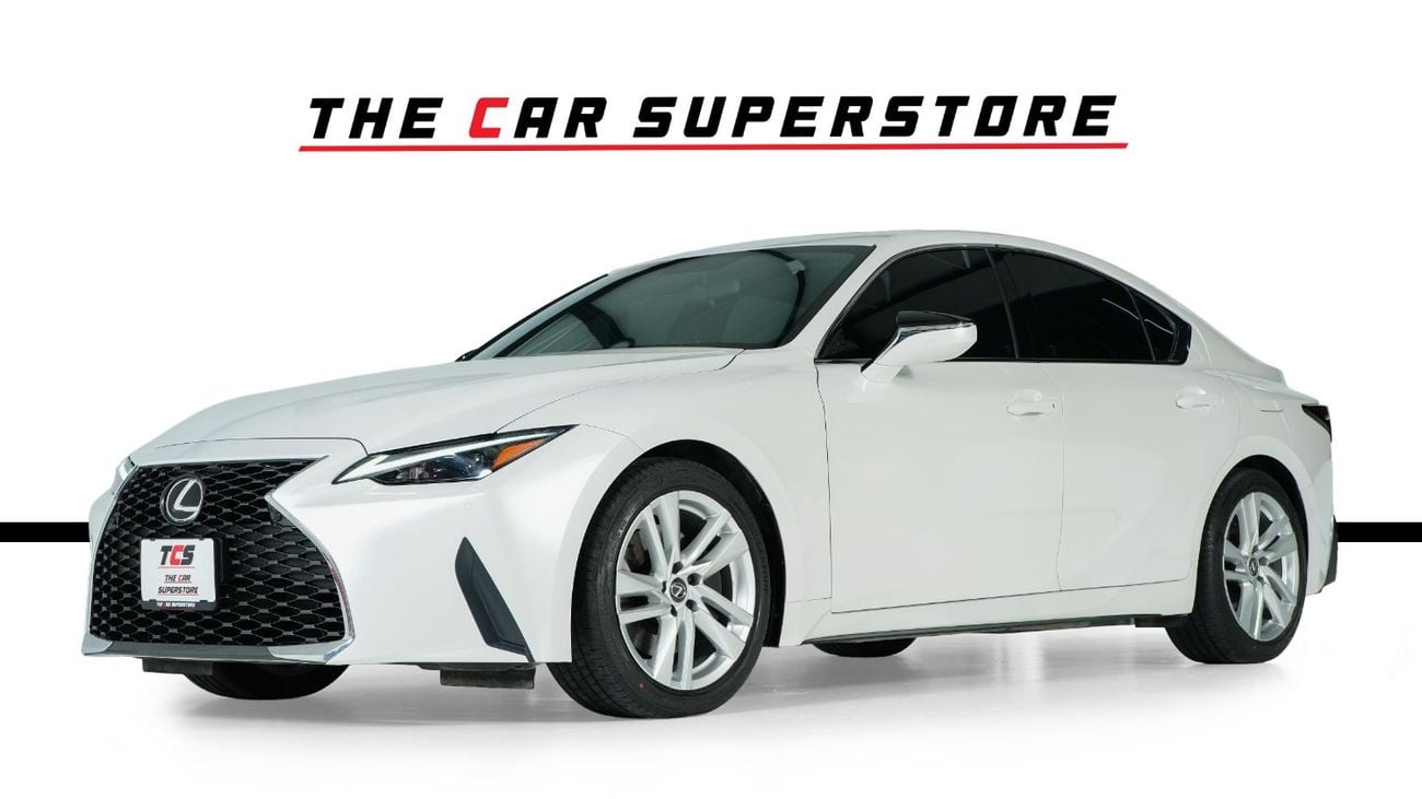 Lexus IS300 PREMIER GCC- warranty and Service package valid till November 2029