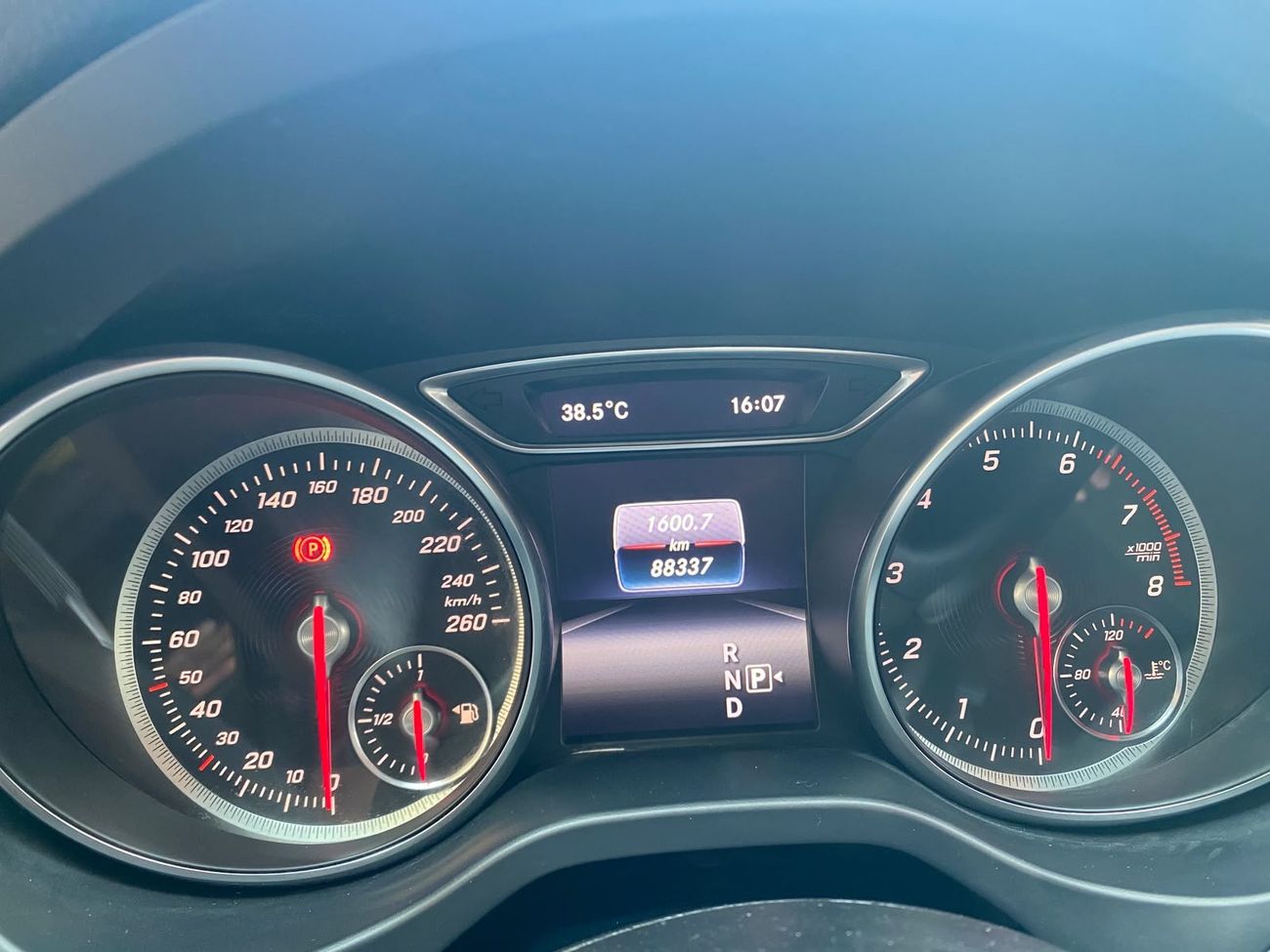 Mercedes Benz CLA250 SPORT
