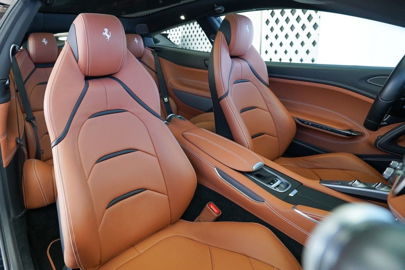 فيراري جي تي سي 4 لوسو LUSSO T