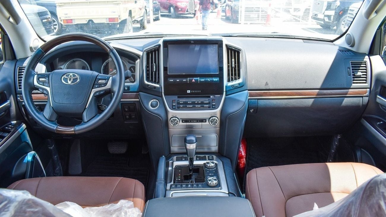 Toyota Land Cruiser VX-R V8 5.7 Grand Touring S