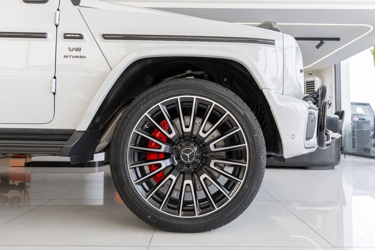 Mercedes Benz G63 AMG STANDARD Mercedes-AMG G 63 | 2026 | White | Full Carbon | Performance Package | 4.0L V8 Twin-Turbo | 585 HP
