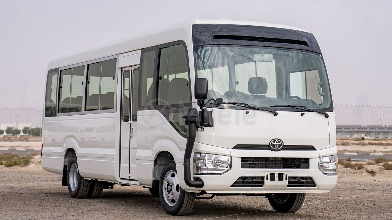 Toyota Coaster .