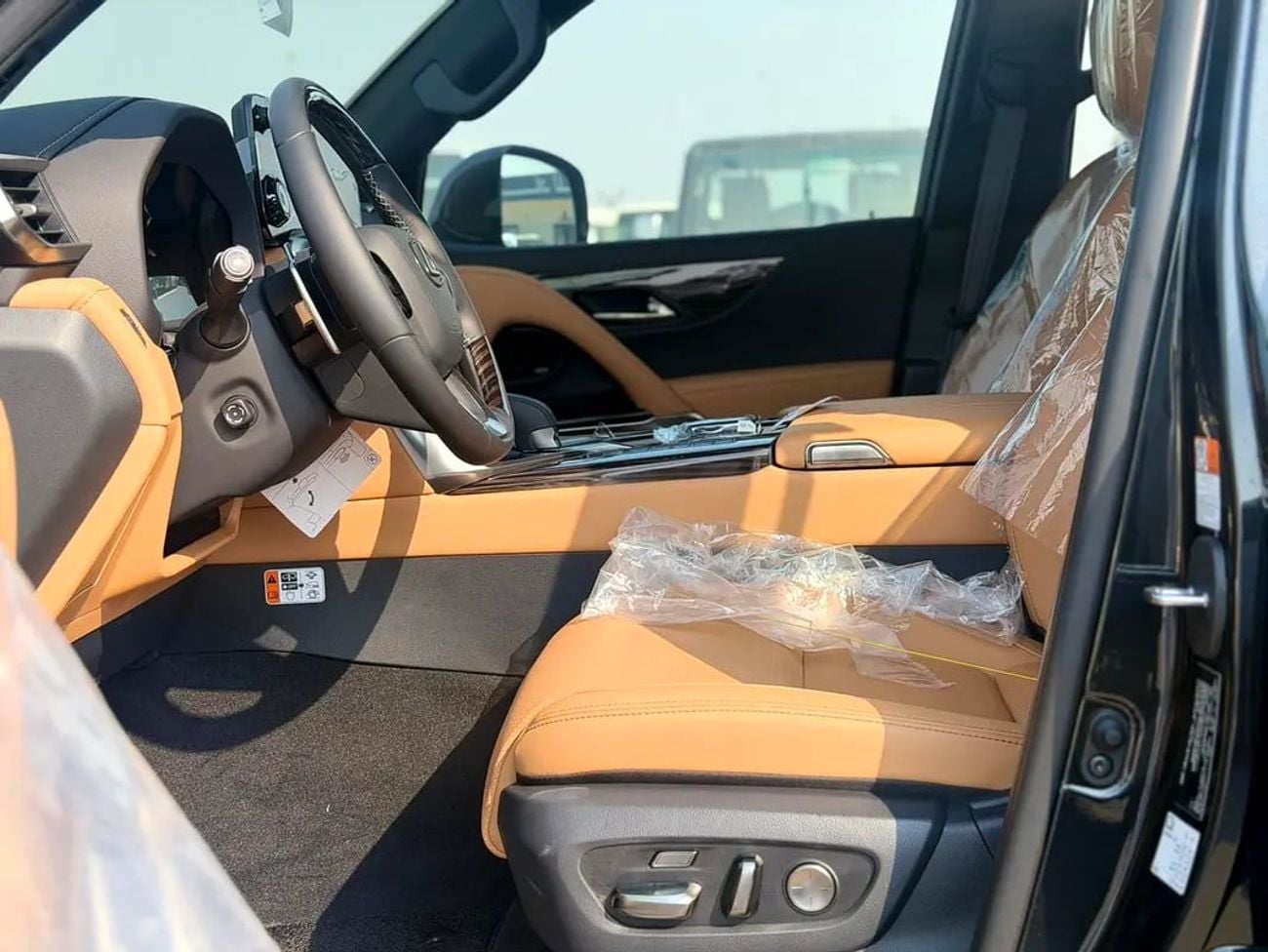 Lexus LX700h SIGNATURE | GCC Specs | Brand Hybrid Luxury SUV