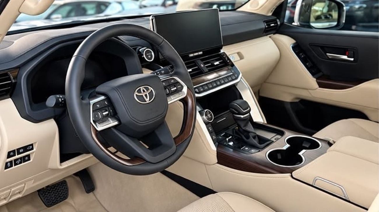Toyota Land Cruiser VX Hybrid