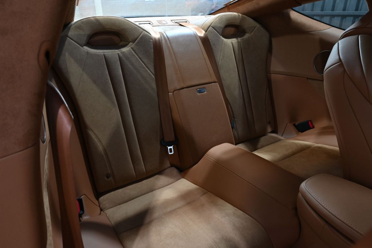 لكزس LC500h لكزس LC 500h موديل 2025، سجل صيانة كامل، ضمان لمدة عام، حالة ممتازة، ملكية نظيفة