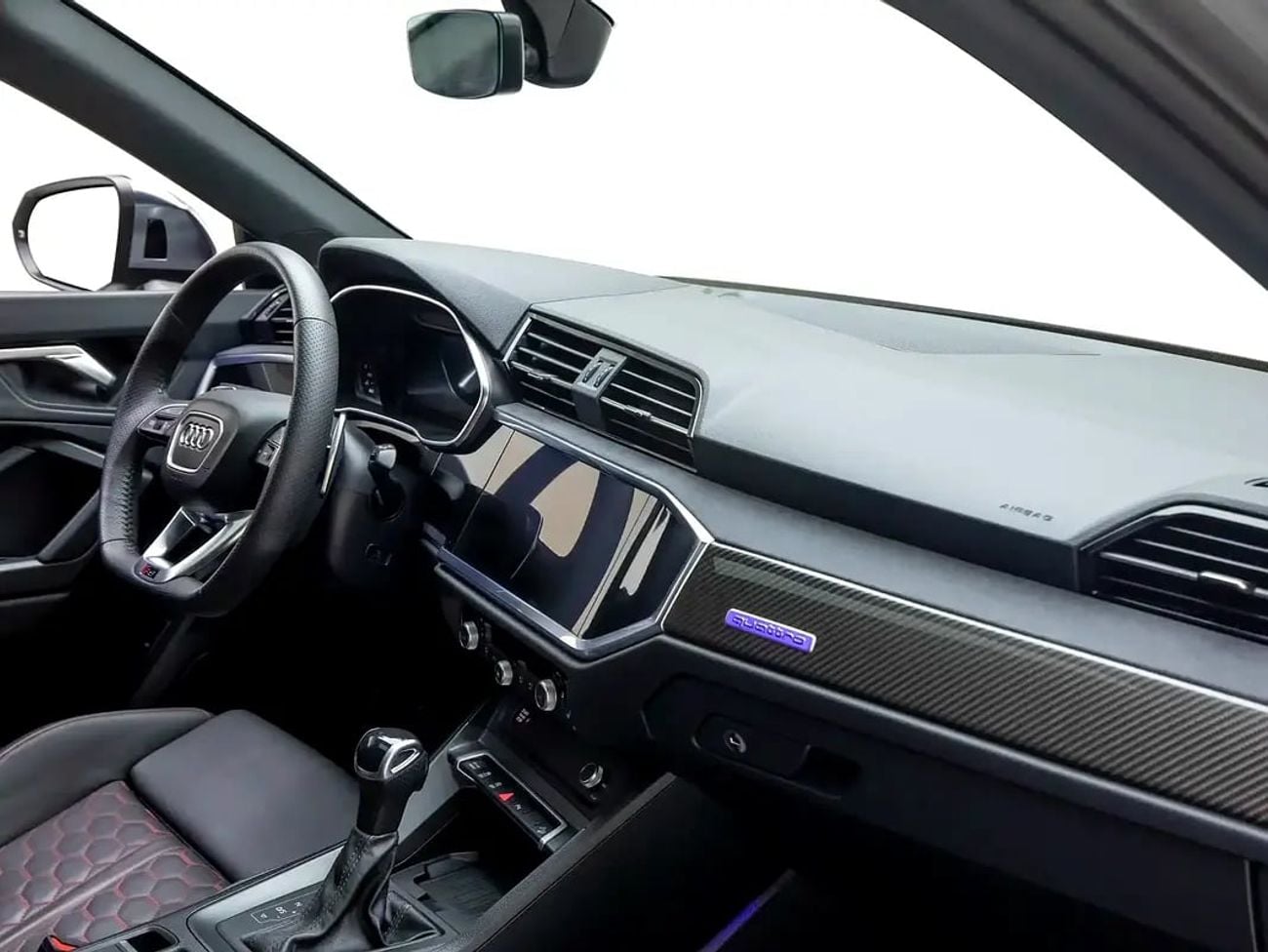 Audi RSQ3 GCC Spec | Dealer Warranty and Service Contract
