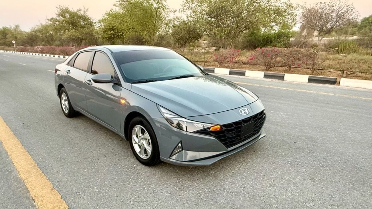 Hyundai Elantra SMART