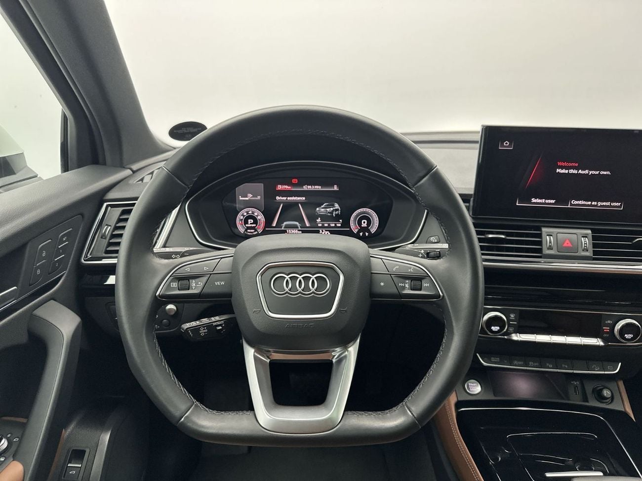 أودي Q5 45 TFSI S-LINE quattro 249hp (Ref# 27098)