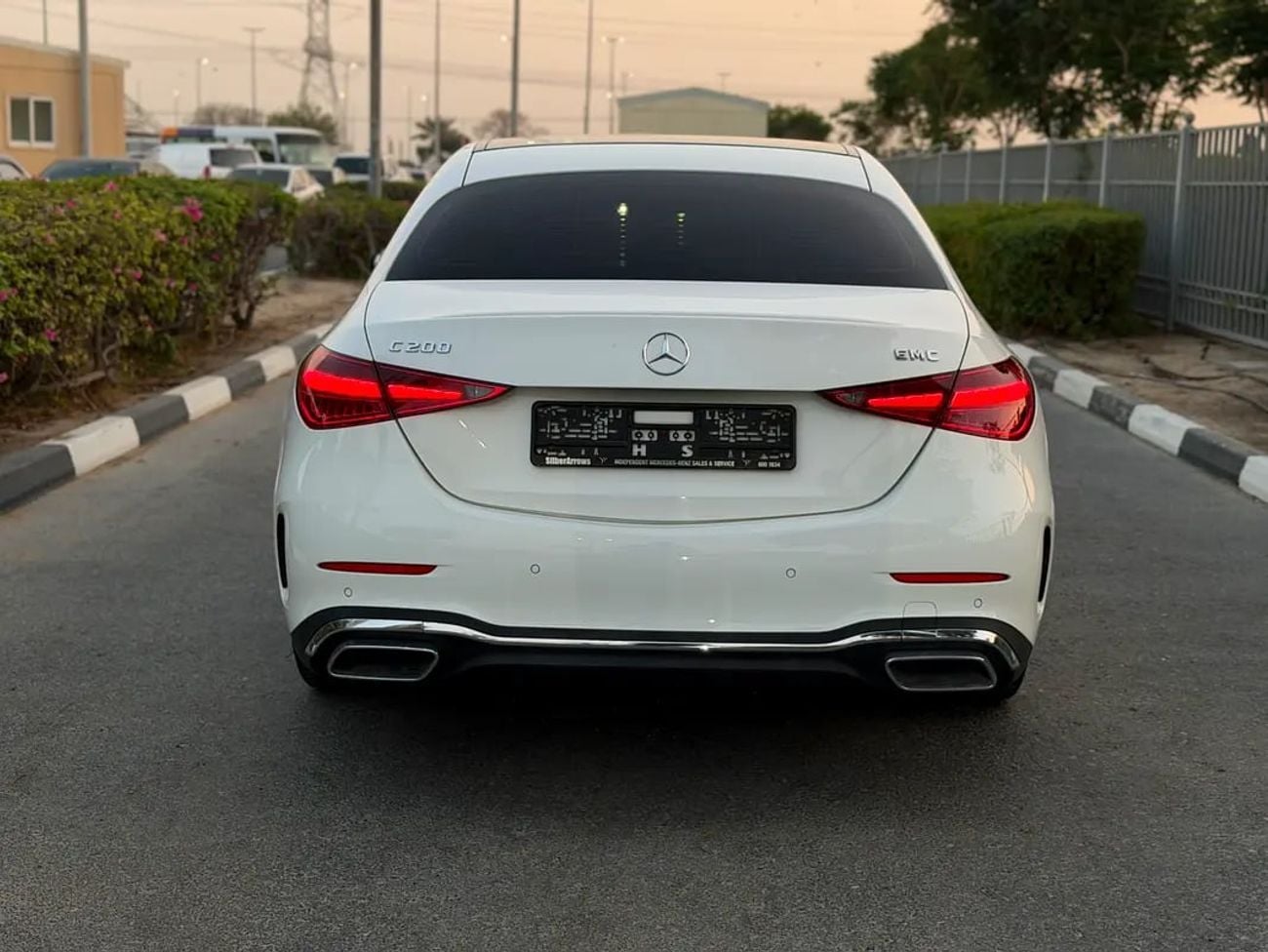 مرسيدس بنز C 200 C200 GCC Specs