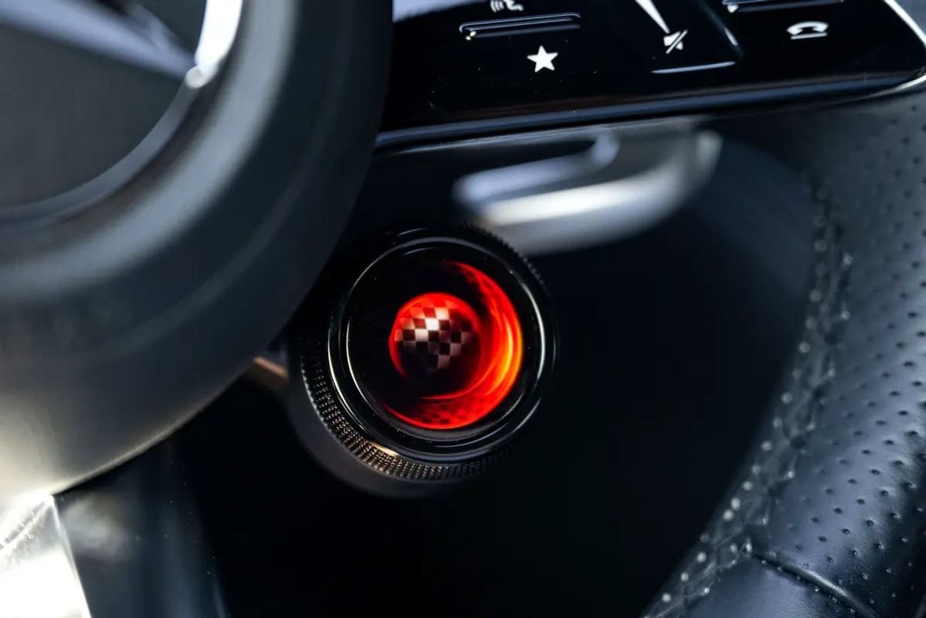 Mercedes Benz SL63 AMG Mercedes-AMG SL63 Roadster | 2 Years Warranty + Service Contract
