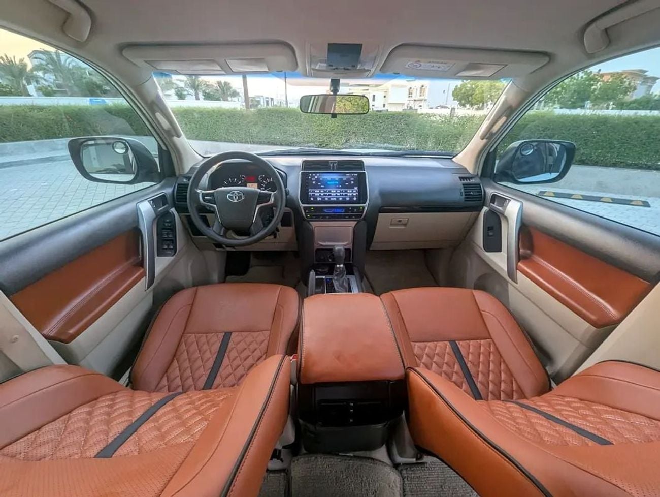 Toyota Prado EXR GCC Specs V4 2.7L Interior and Exterior Excellent Condition