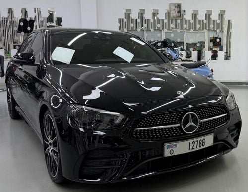 مرسيدس بنز E300 AMG مجلس التعاون الخليجي .. سجل صيانة كامل .. حالة ممتازة .. AMG ..