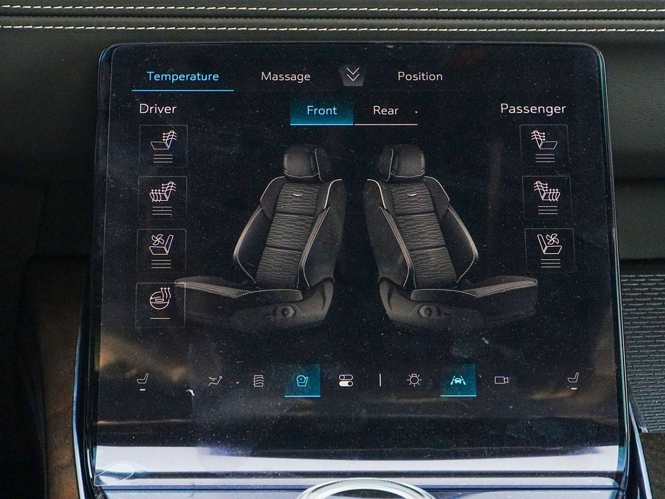 Cadillac Escalade SPORT PLATINUM VIP SEATS
