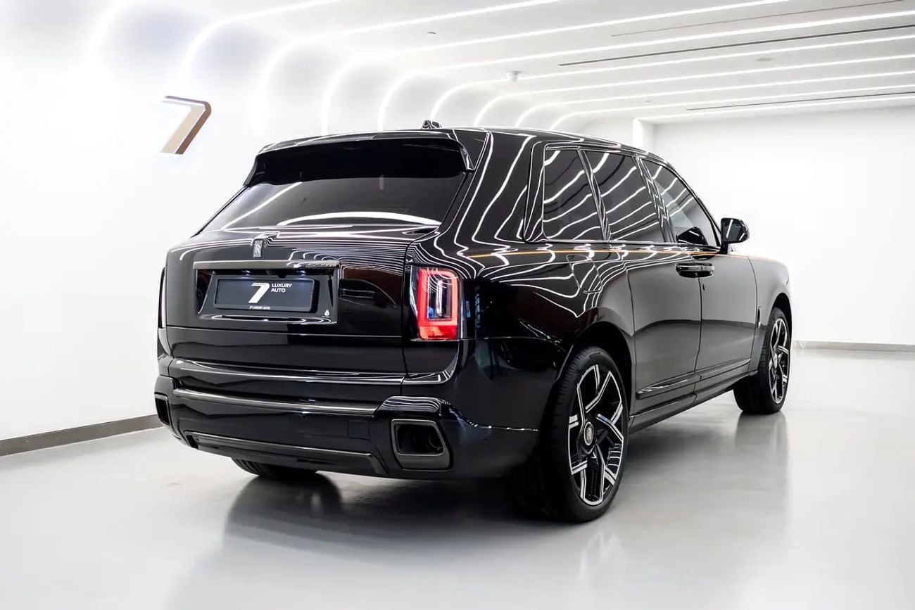Rolls Royce Cullinan BLACK BADGE | GCC Specs | VIP SEATS | With Warranty and Service Contract
